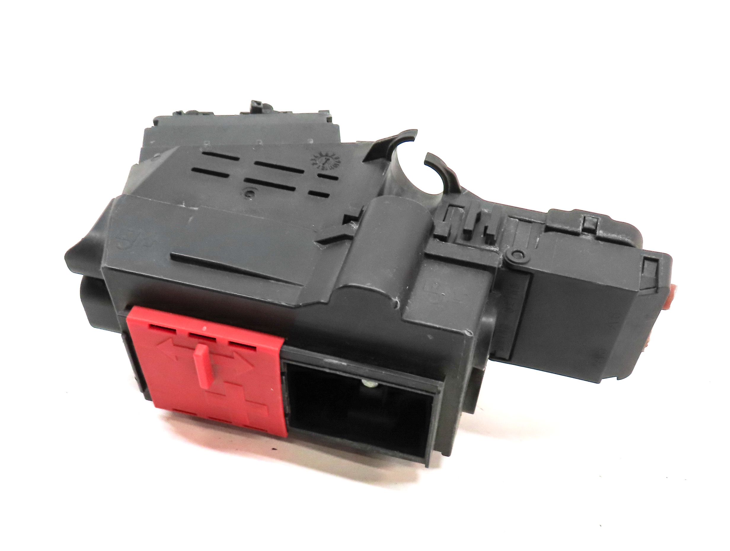20 15 MERCEDES GL550 (X166) 4.6L ENGINE RELAY POWER JUNCTION CONTROL BOX — exact item pictured